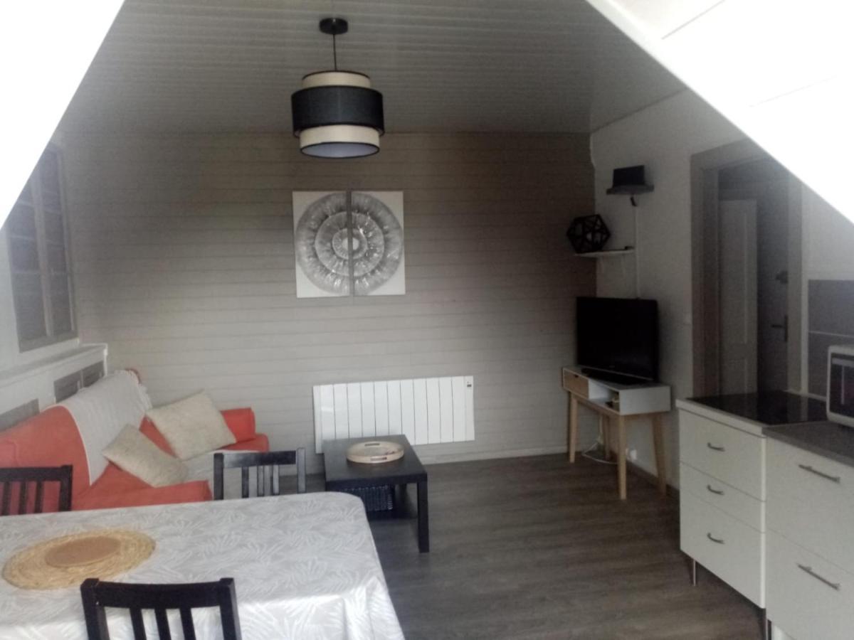 Charmant Appartement Au Centre De Баньер-де-Бигор Экстерьер фото